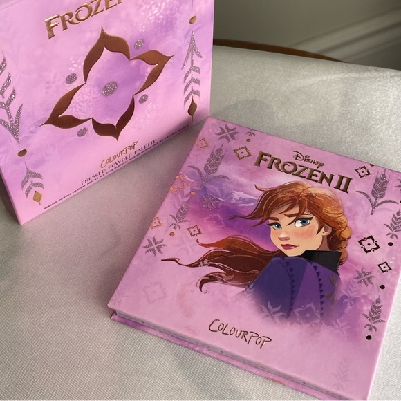 Frozen 2 Anna Pressed Powder Eyeshadow Pallet by Colourpop Limited Edition - Picture 8 of 12